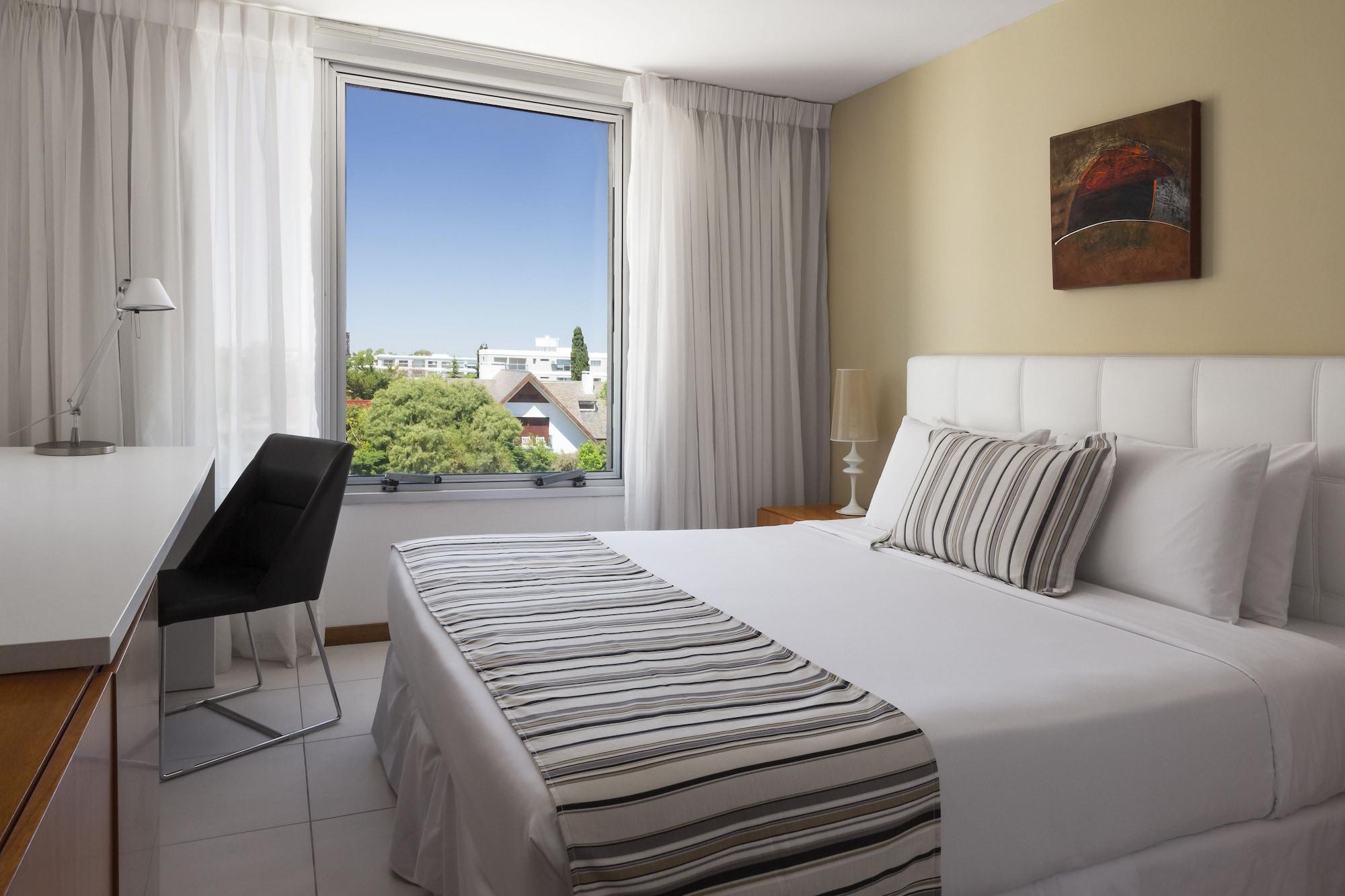 Real Colonia Hotel & Suites Colonia del Sacramento Eksteriør billede