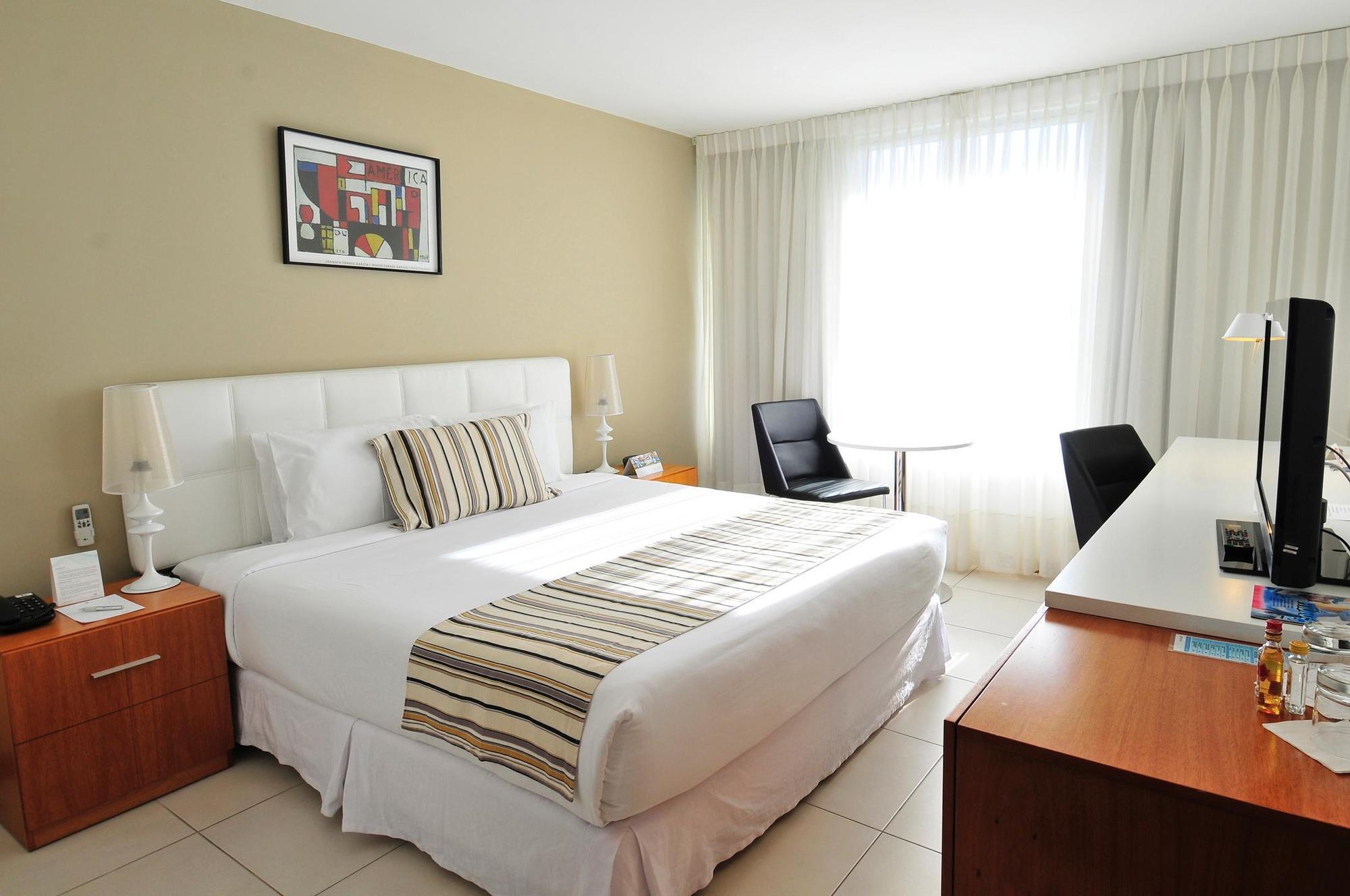 Real Colonia Hotel & Suites Colonia del Sacramento Eksteriør billede